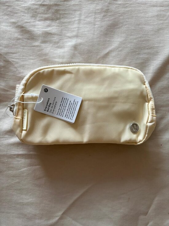 lululemon athletica Handbags - Lululemon Everywhere Belt Bag Cream Color & Fanny Bag Light Neo Mint NEW